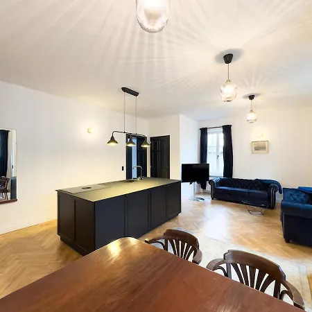 Schiller Apartment *